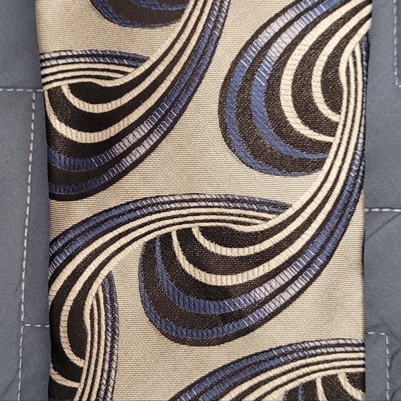 Eyeglass Case made from Silk Tie - Picture 2 of 4
